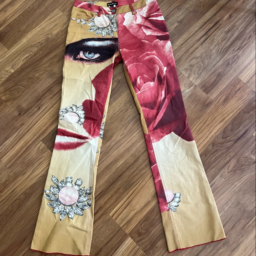 ****SOLD, DO NOT BUY****** Vintage y2k sparkly face print Bebe jeans stretchy